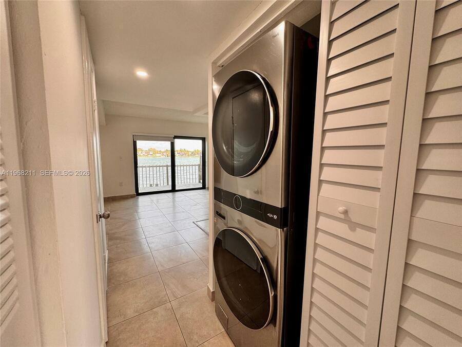 Townhouse for rent at 401 NW 109th Ave #2A, Miami, FL 33172