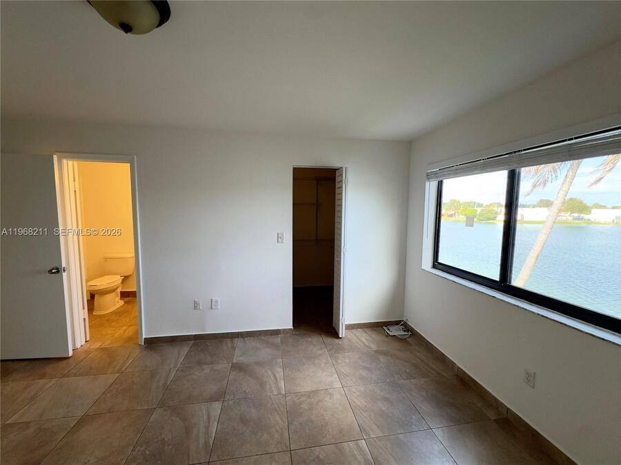 Townhouse for rent at 401 NW 109th Ave #2A, Miami, FL 33172