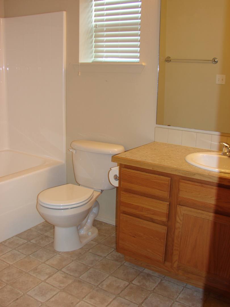 Condo for rent at 9904 Mia Lane, Pasco, WA 99301