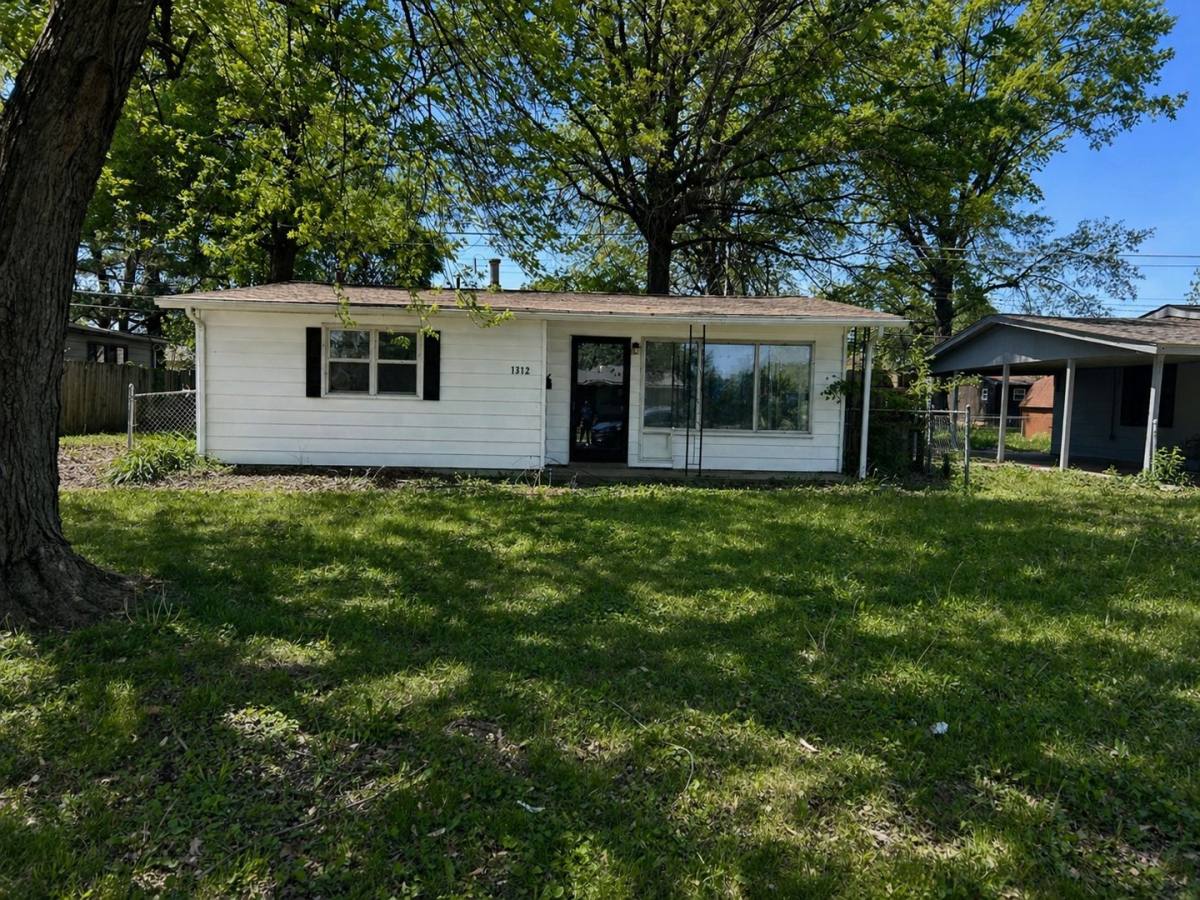 House for rent at 1312 St Raphael, East Saint Louis, IL 62206