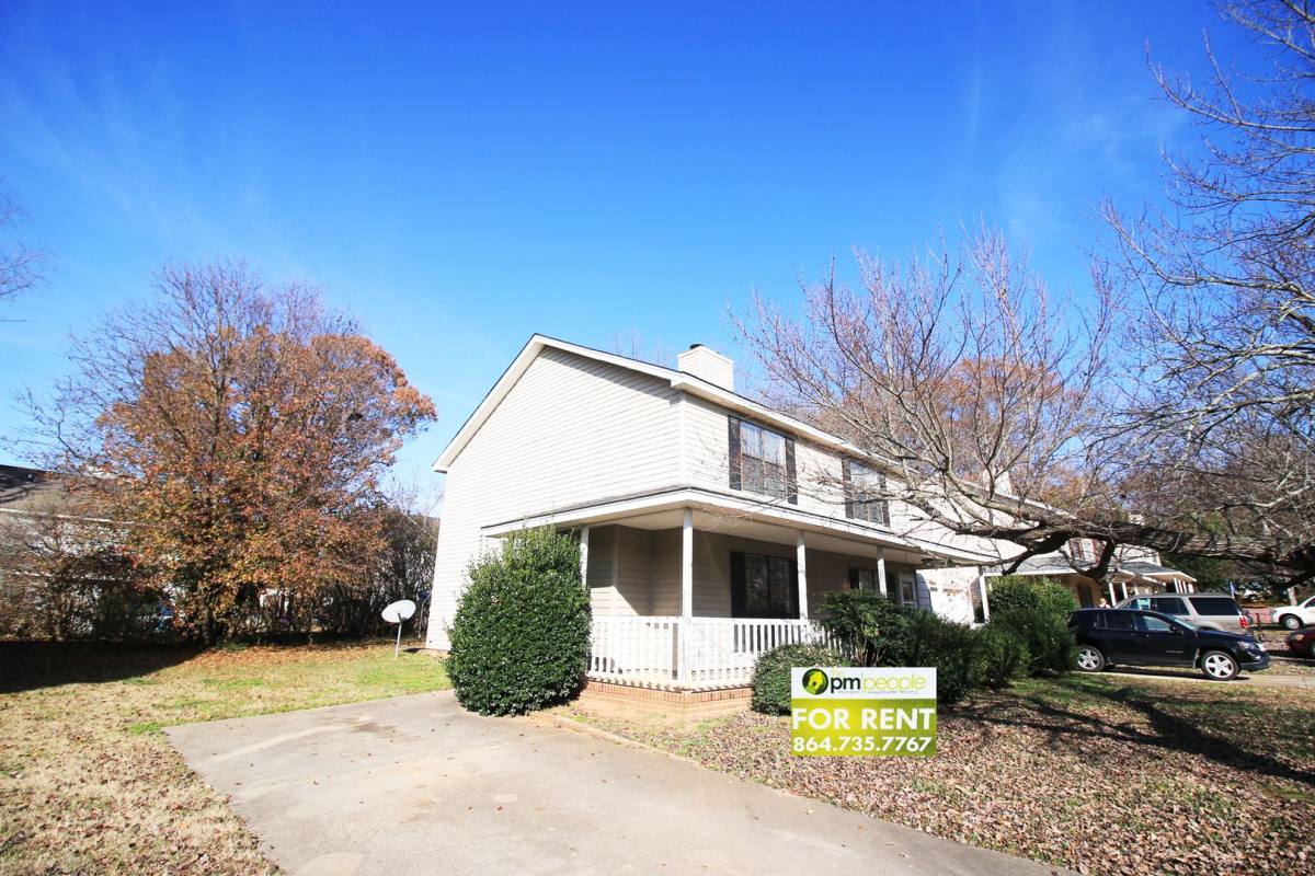 Apartment for rent at 13 Pointer Lane, Greenville, SC 29607