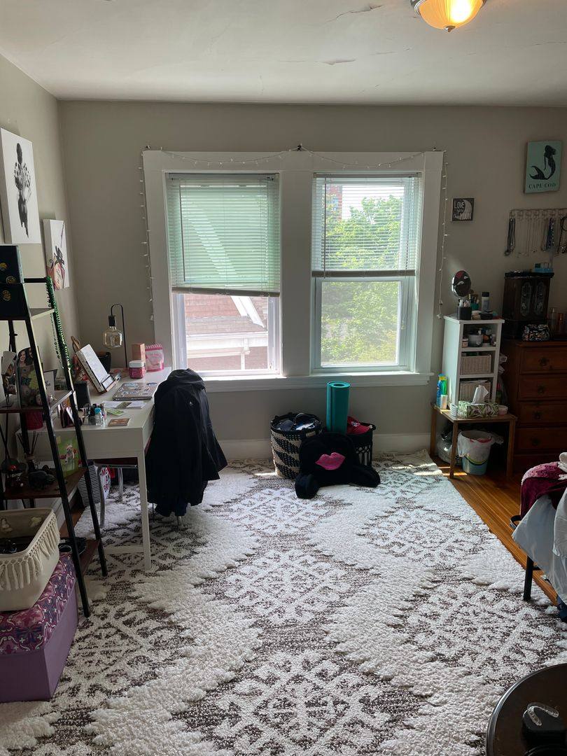 House for rent at 75 Bigelow St #2, Quincy, MA 02169