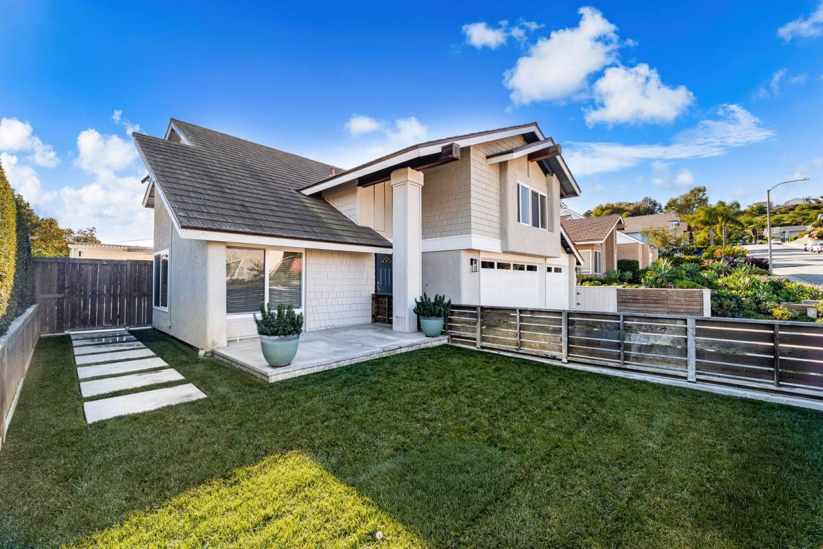 House for rent at 25392 Neptune Dr, Dana Point, CA 92629