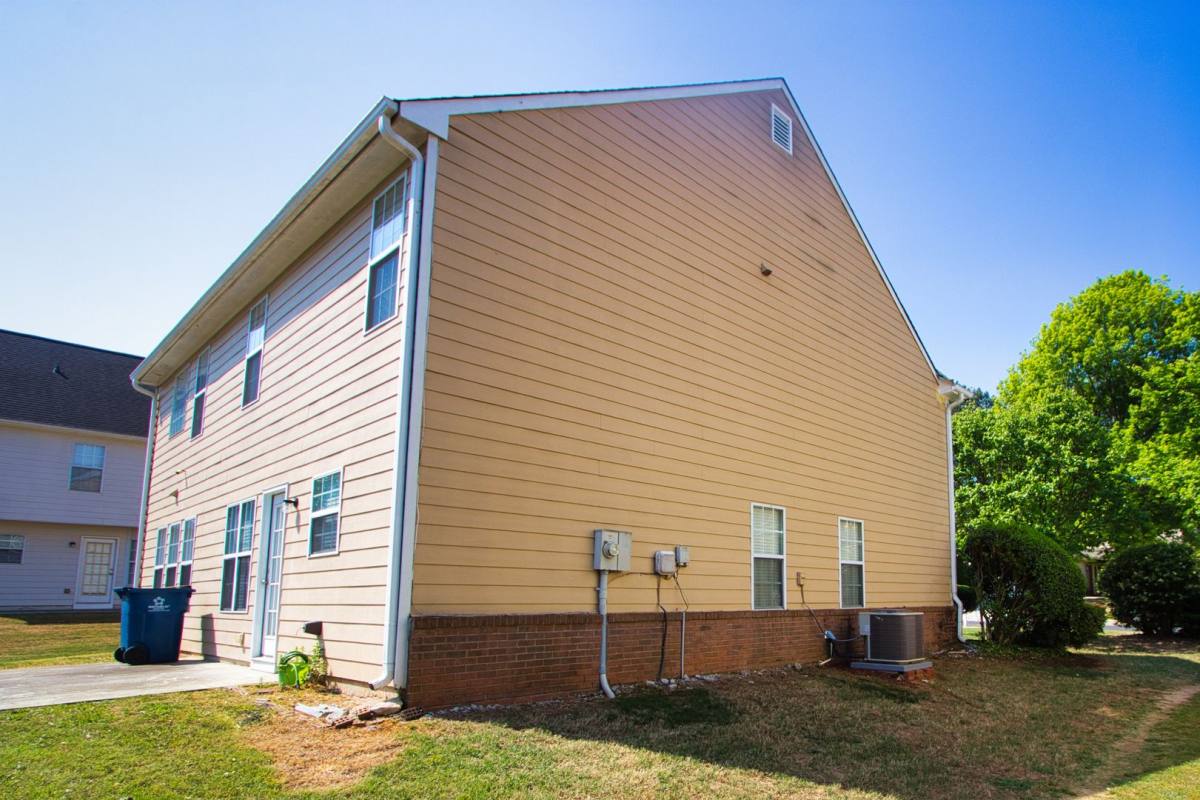 House for rent at 3292 Shady Valley Court, Loganville, GA 30052