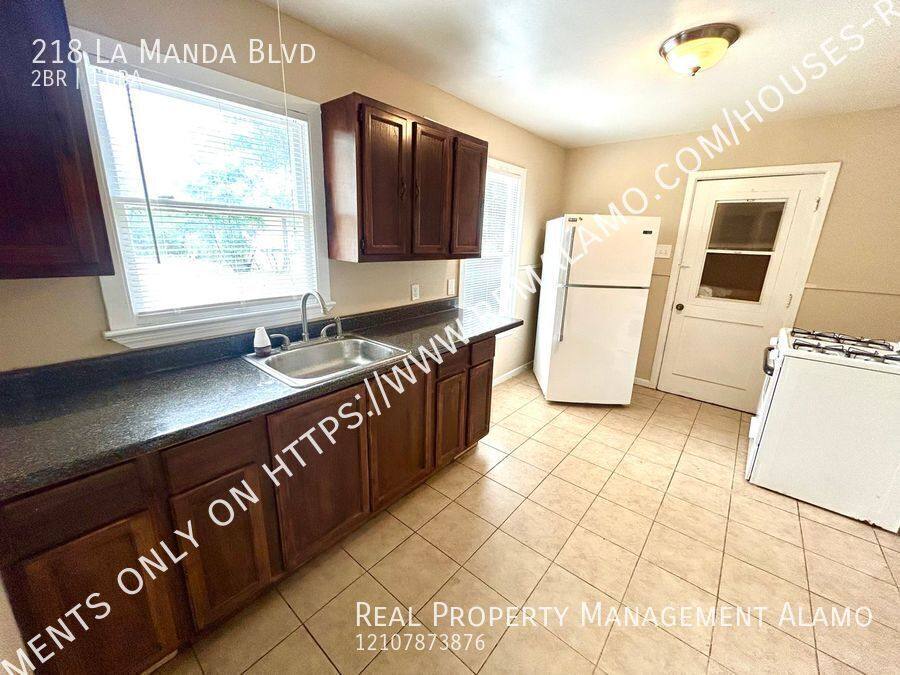 House for rent at 218 La Manda Blvd, San Antonio, TX 78212