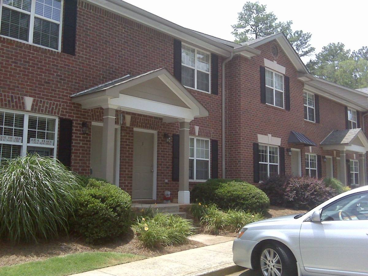 Townhouse for rent at 460 Barnett Shoals Rd #B-3, Athens, GA 30605