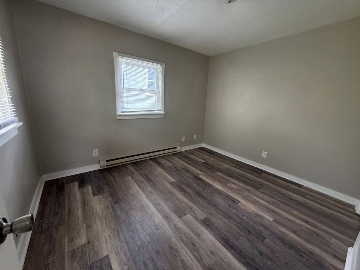 Apartment for rent at 904 W Main St, Muncie, IN 47305