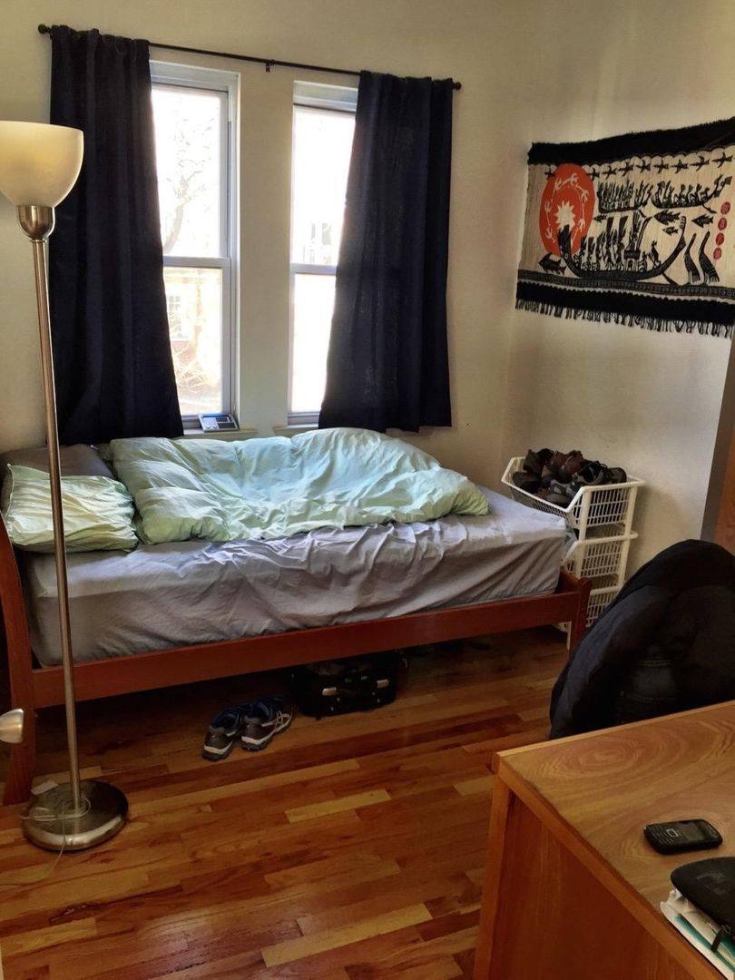 Apartment for rent at 320 S 12th St, Philadelphia, PA 19107
