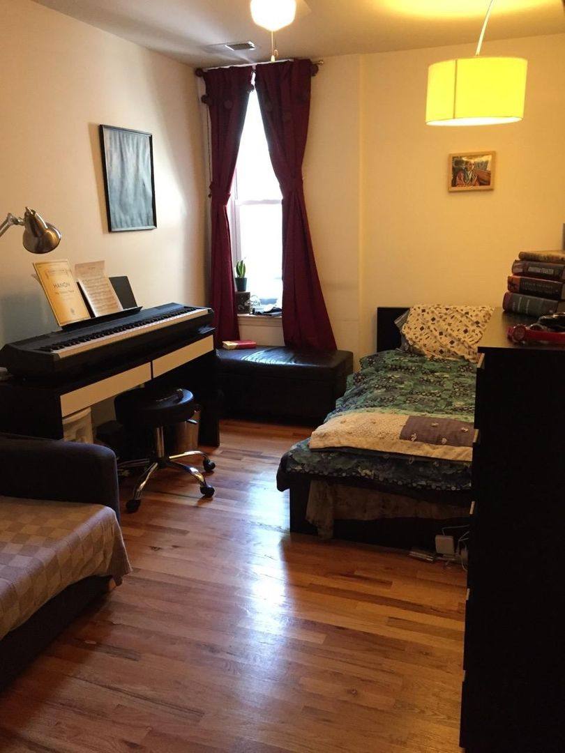 Apartment for rent at 320 S 12th St, Philadelphia, PA 19107