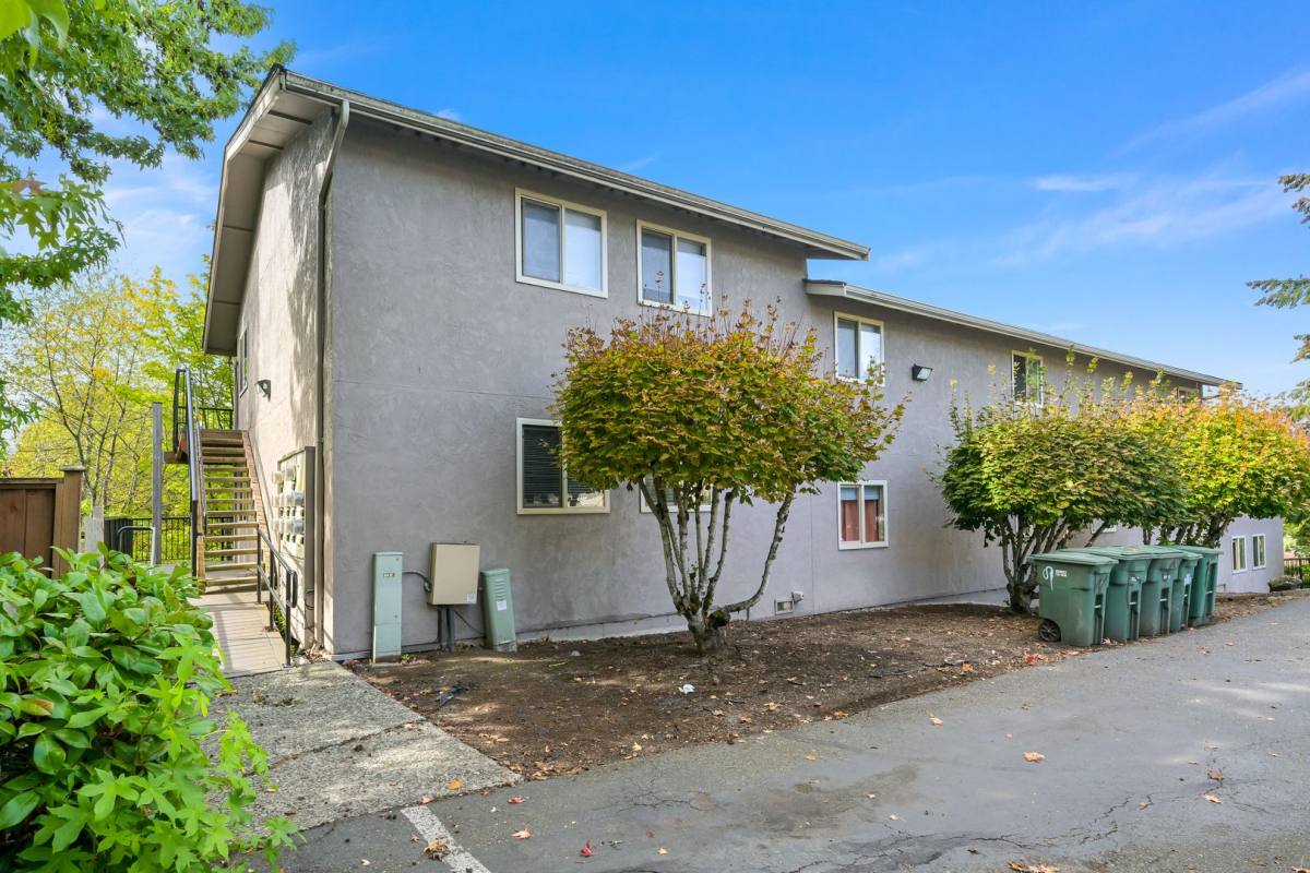 Apartment for rent at 1212 Nevada St, Bellingham, WA 98229