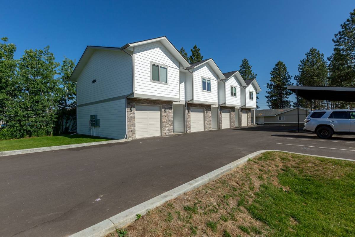 Apartment for rent at 1814 E Carol, Deer Park, WA 99006