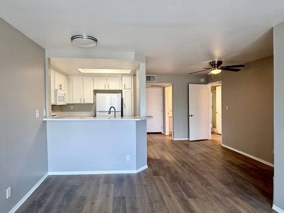 Apartment for rent at 4500 Laurel Canyon Blvd, Valley Village, CA 91607
