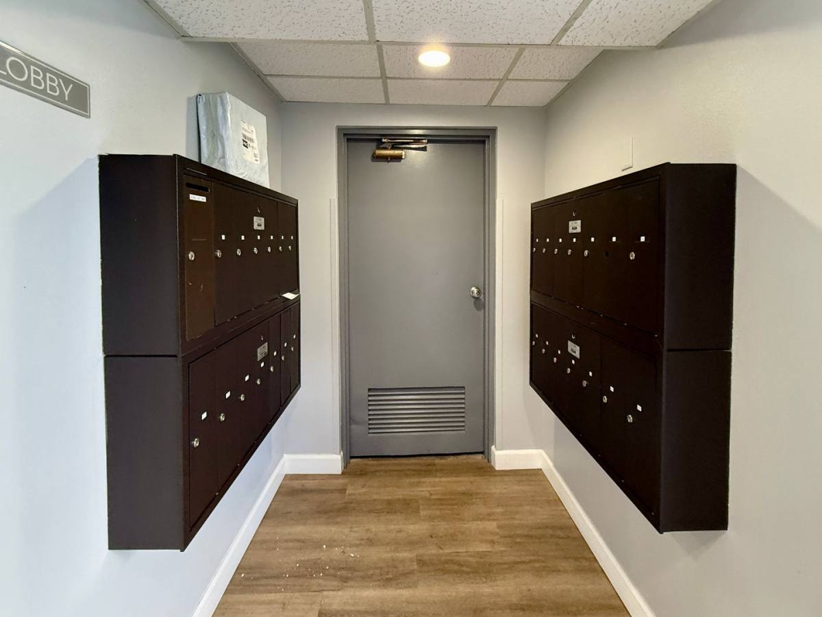 Apartment for rent at 4500 Laurel Canyon Blvd, Valley Village, CA 91607