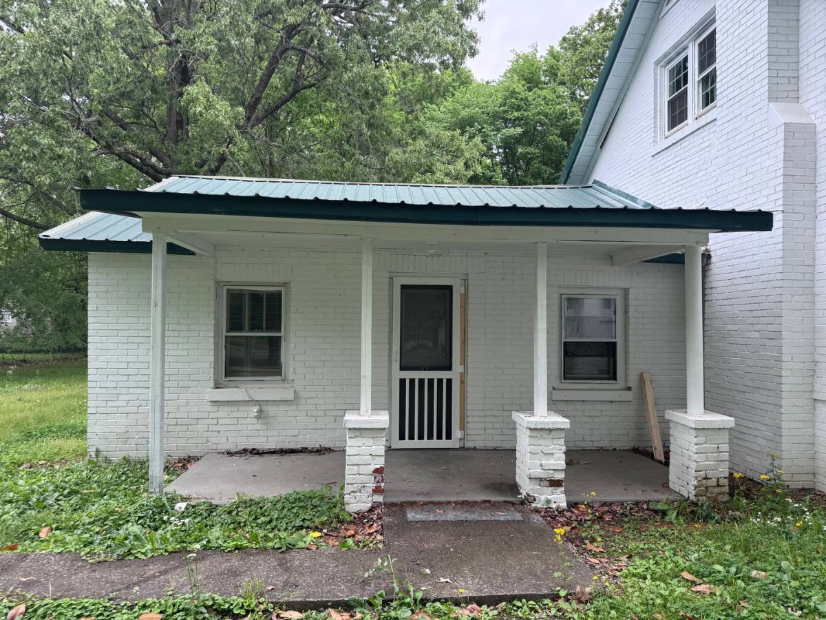 Apartment for rent at 922 S 27th St, Paducah, KY 42001