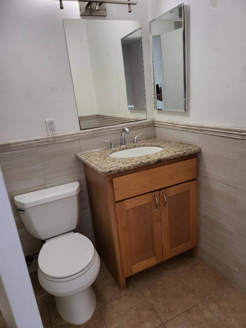 Townhouse for rent at 2692 Victoria Ave, Port Hueneme, CA 93041