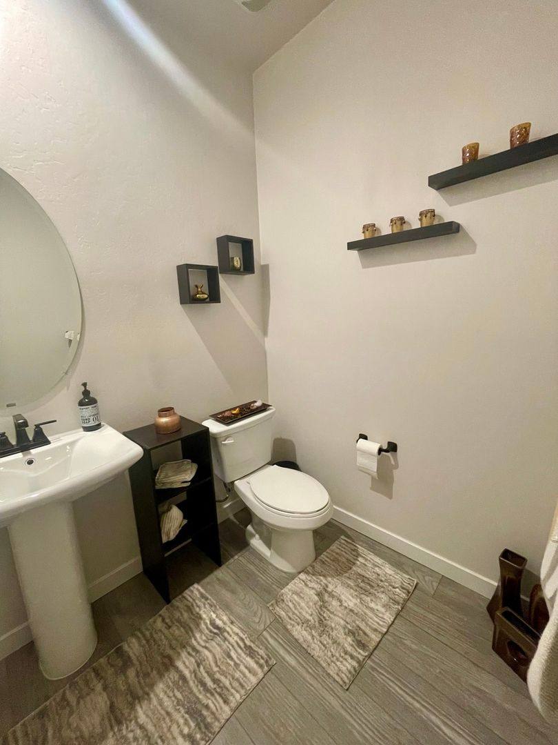 House for rent at 10006 Blountsville Dr, Bakersfield, CA 93311