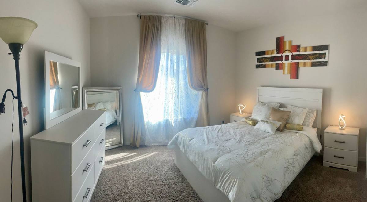 House for rent at 10006 Blountsville Dr, Bakersfield, CA 93311