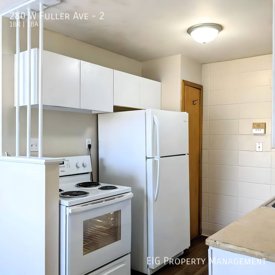 Apartment for rent at 280 W Fuller Ave #2, Saint Paul, MN 55103