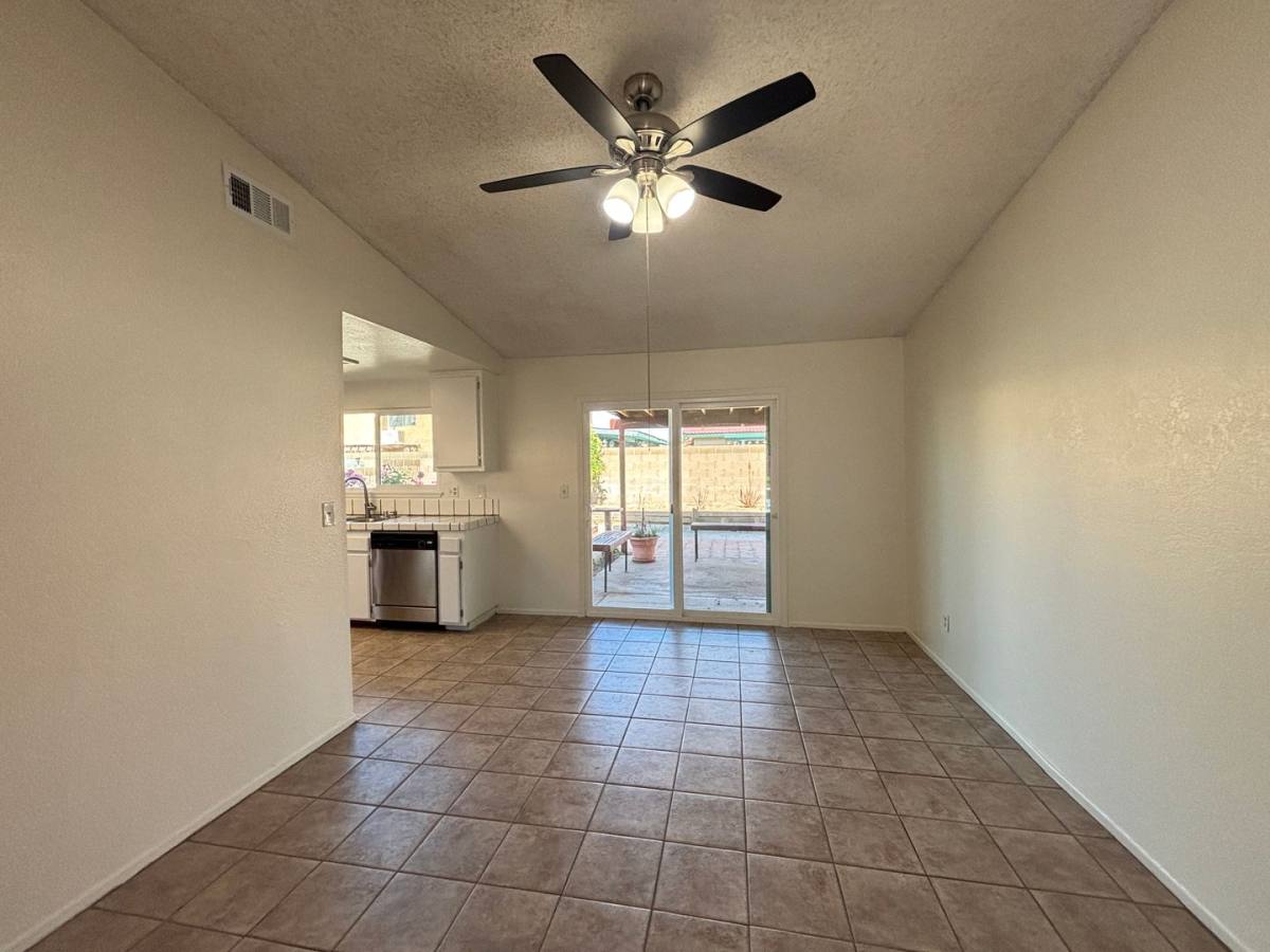 House for rent at 43658 Rogier St, Lancaster, CA 93535