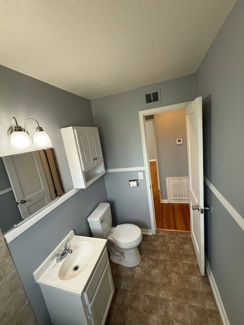 Apartment for rent at 638 S Woodlawn Blvd, Wichita, KS 67218