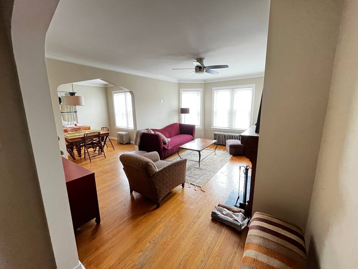 Apartment for rent at 1221 N Lasalle Dr, Chicago, IL 60610