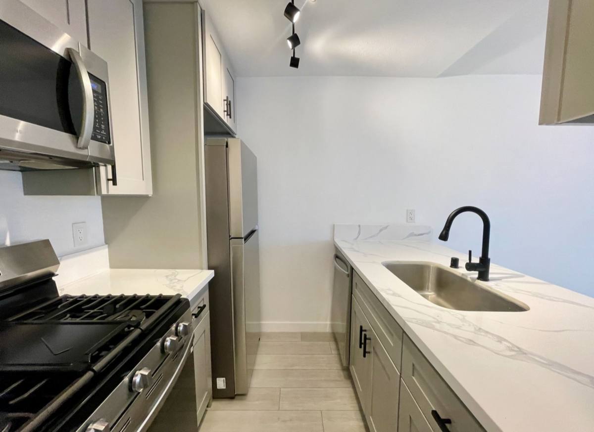 Apartment for rent at 13925 Sherman Way, Van Nuys, CA 91405