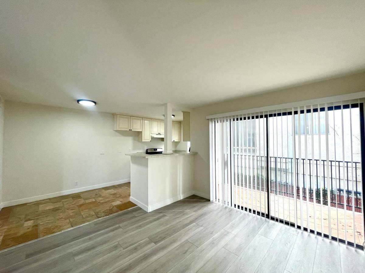 Apartment for rent at 13925 Sherman Way, Van Nuys, CA 91405