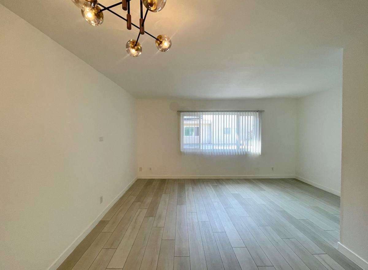 Apartment for rent at 13925 Sherman Way, Van Nuys, CA 91405