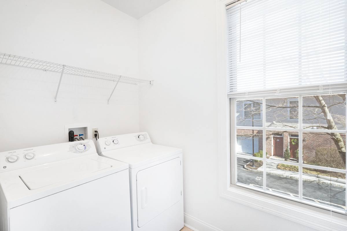 Apartment for rent at 1100 Sterling Dr, Franklin Lakes, NJ 07417