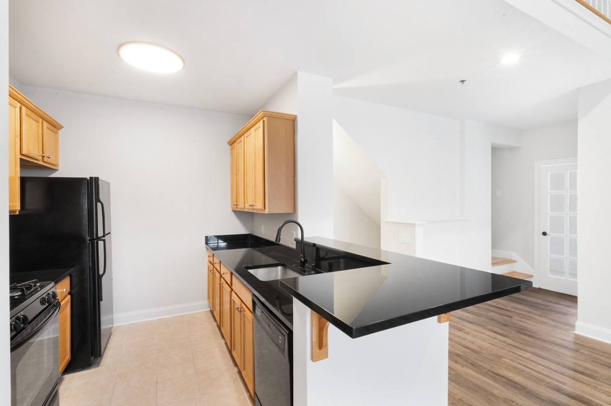 Apartment for rent at 1100 Sterling Dr, Franklin Lakes, NJ 07417