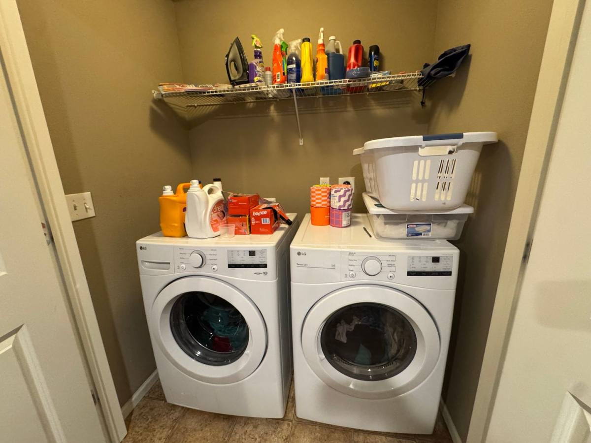 House for rent at 8087 E 53rd Dr, Denver, CO 80238