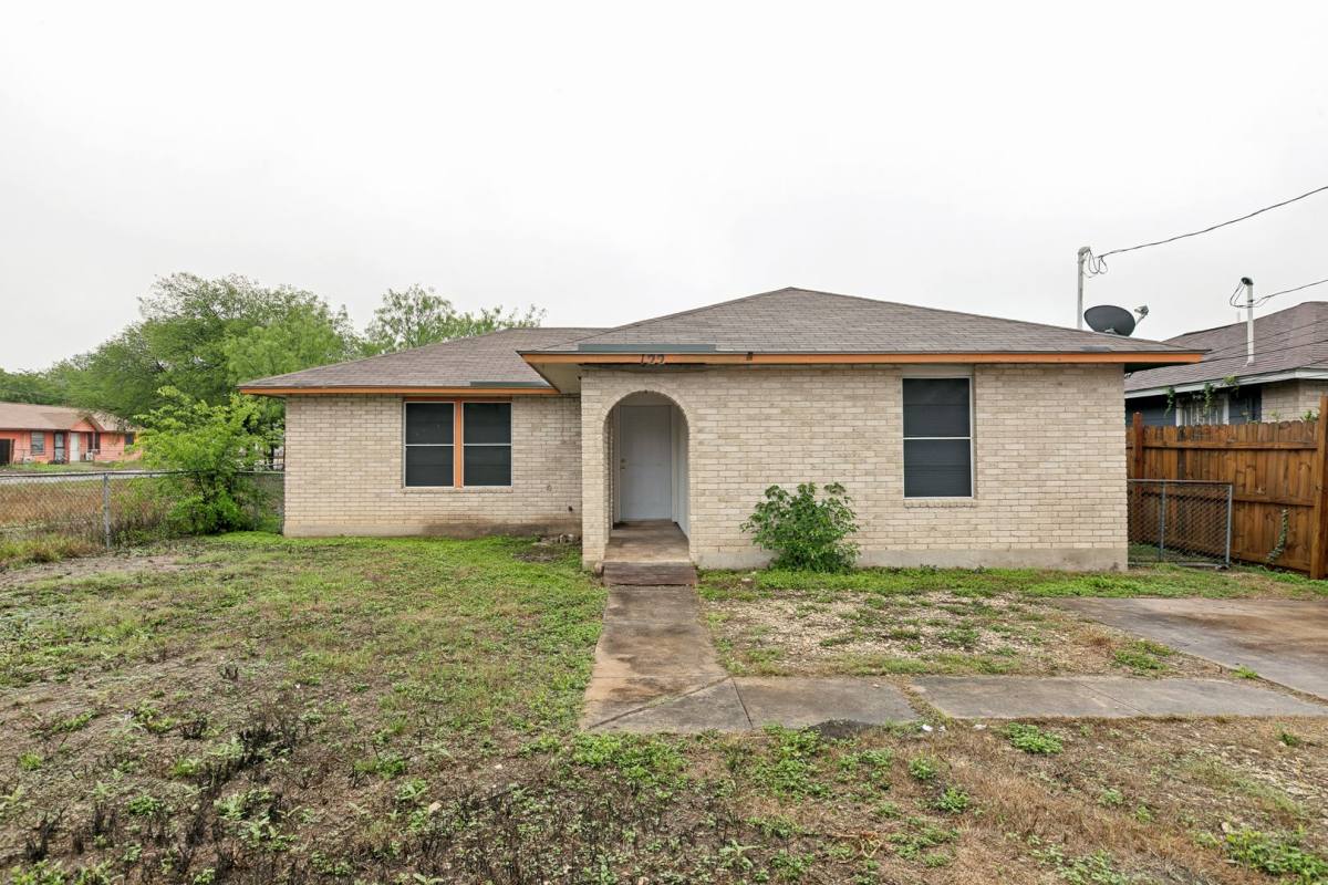 House for rent at 122 Surrels Ave, San Antonio, TX 78228