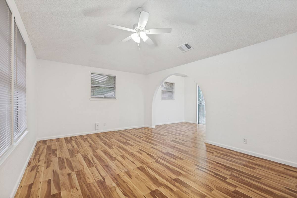House for rent at 122 Surrels Ave, San Antonio, TX 78228