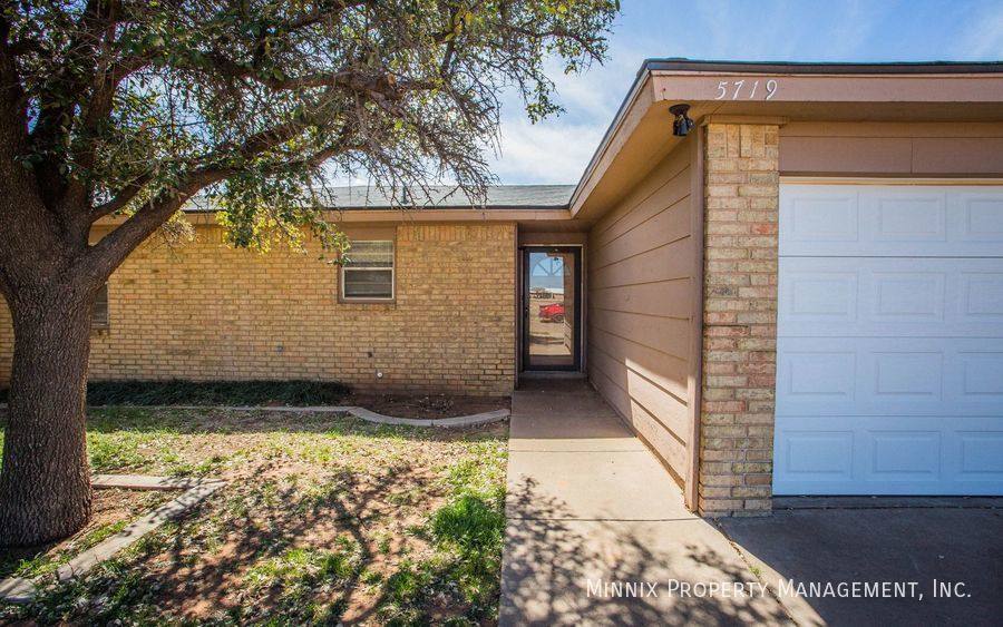 House for rent at 5719 Itasca St, Lubbock, TX 79416