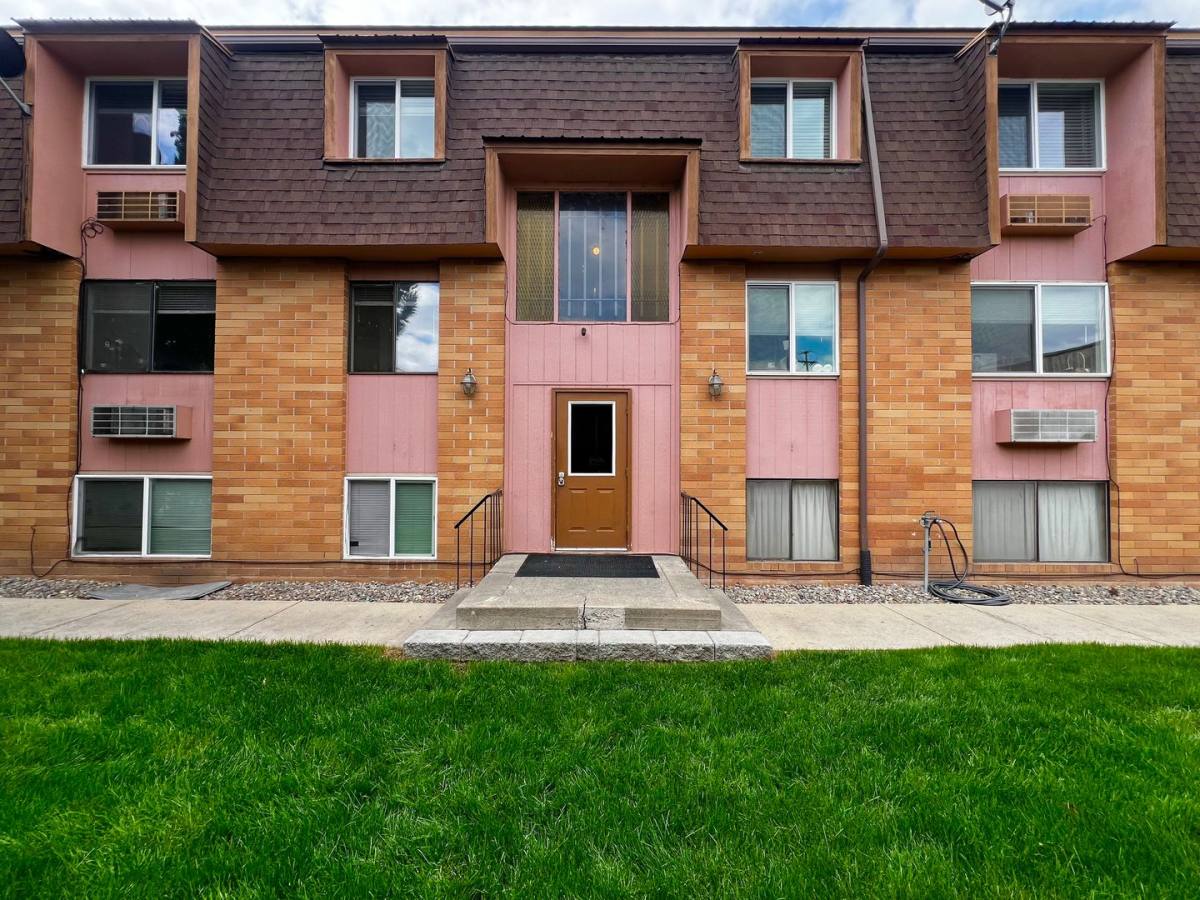 Apartment for rent at 105 W Fremont Ave, Selah, WA 98942