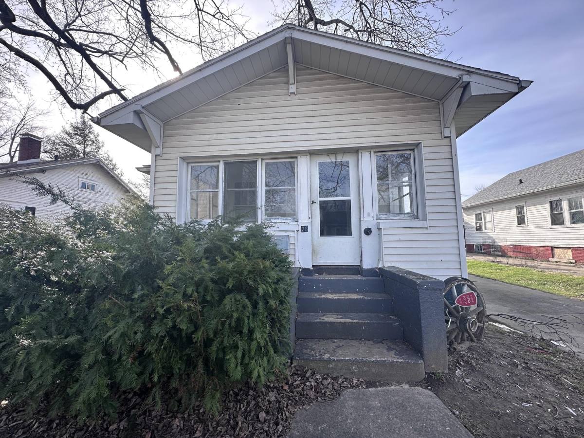 House for rent at 28 Delaware, Danville, IL 61832
