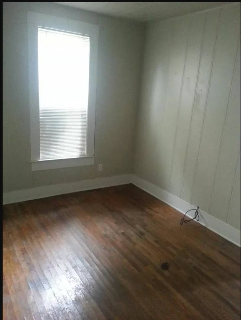 Apartment for rent at 958 SE Pine St, Roseburg, OR 97470