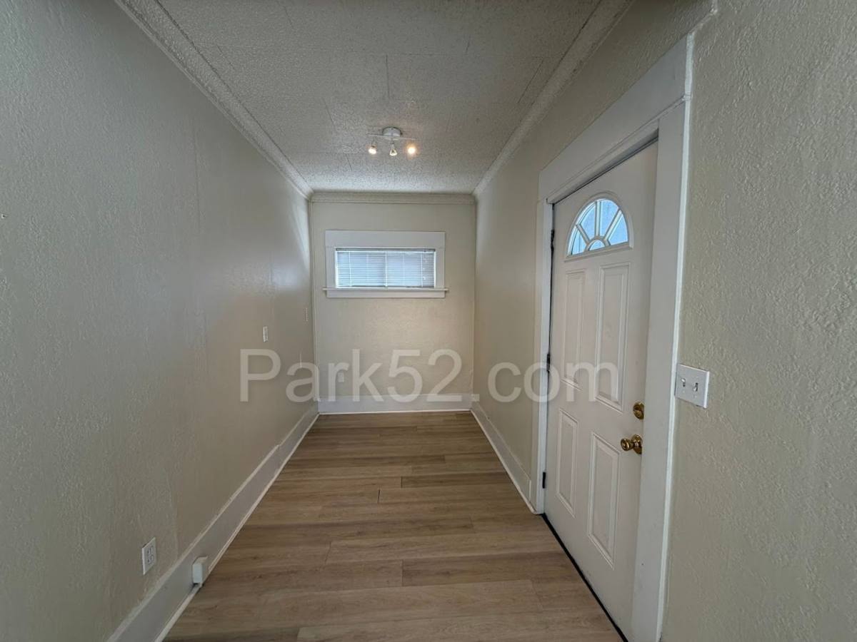 Townhouse for rent at 1711 S 9th St, Tacoma, WA 98405