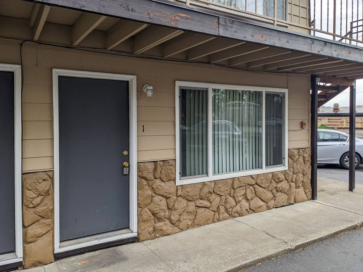 Apartment for rent at 2855-2865 Front St NE, Salem, OR 97301