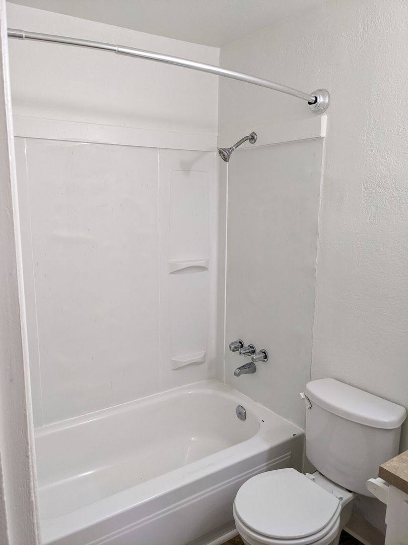 Apartment for rent at 2855-2865 Front St NE, Salem, OR 97301