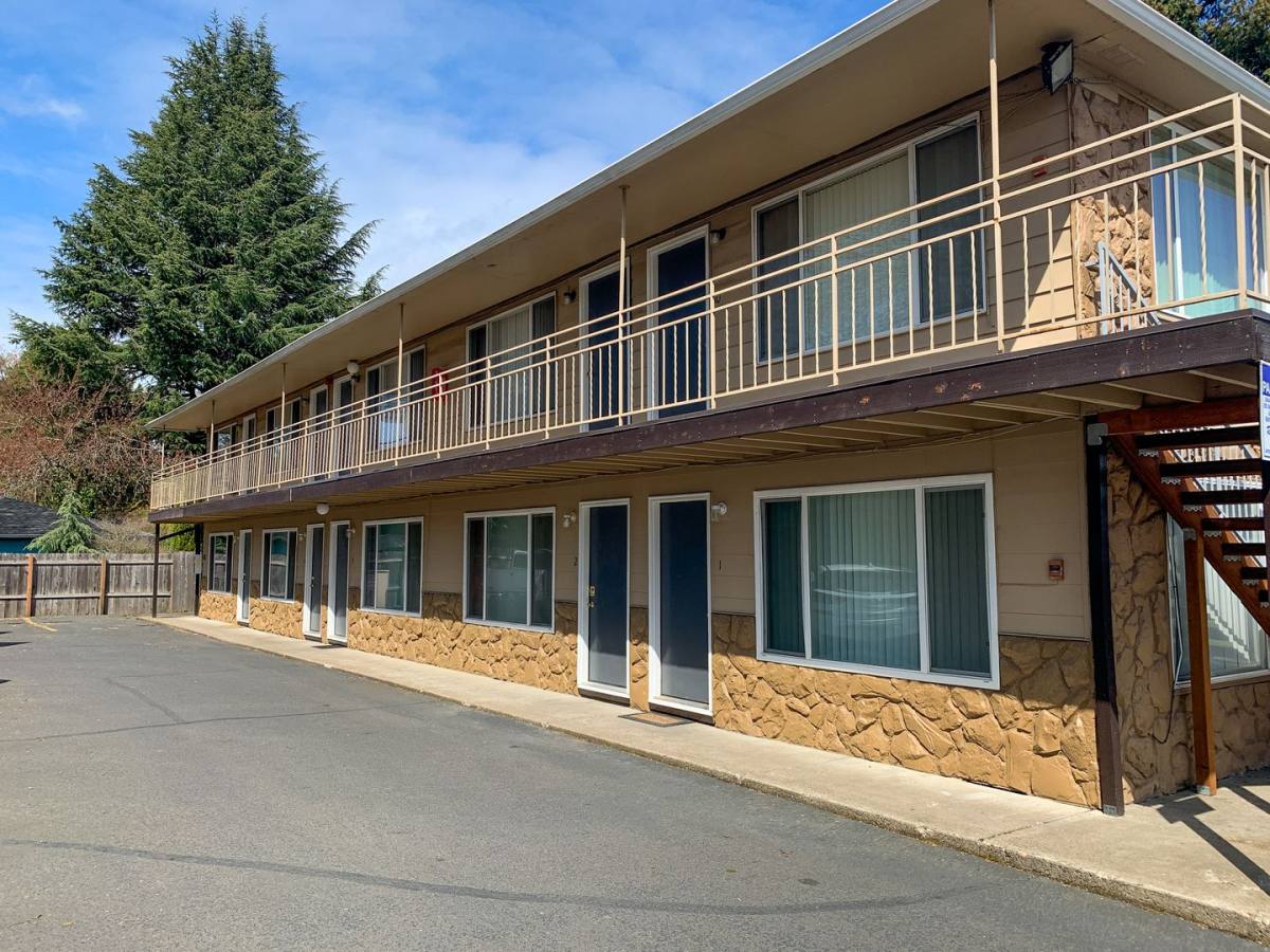 Apartment for rent at 2855-2865 Front St NE, Salem, OR 97301