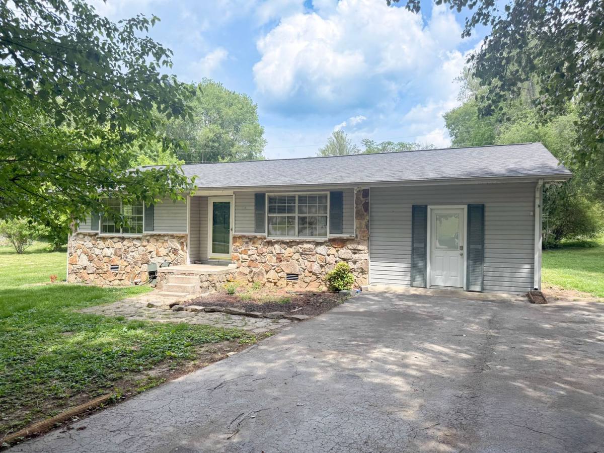 House for rent at 3366 Dietz Dr, Cookeville, TN 38501