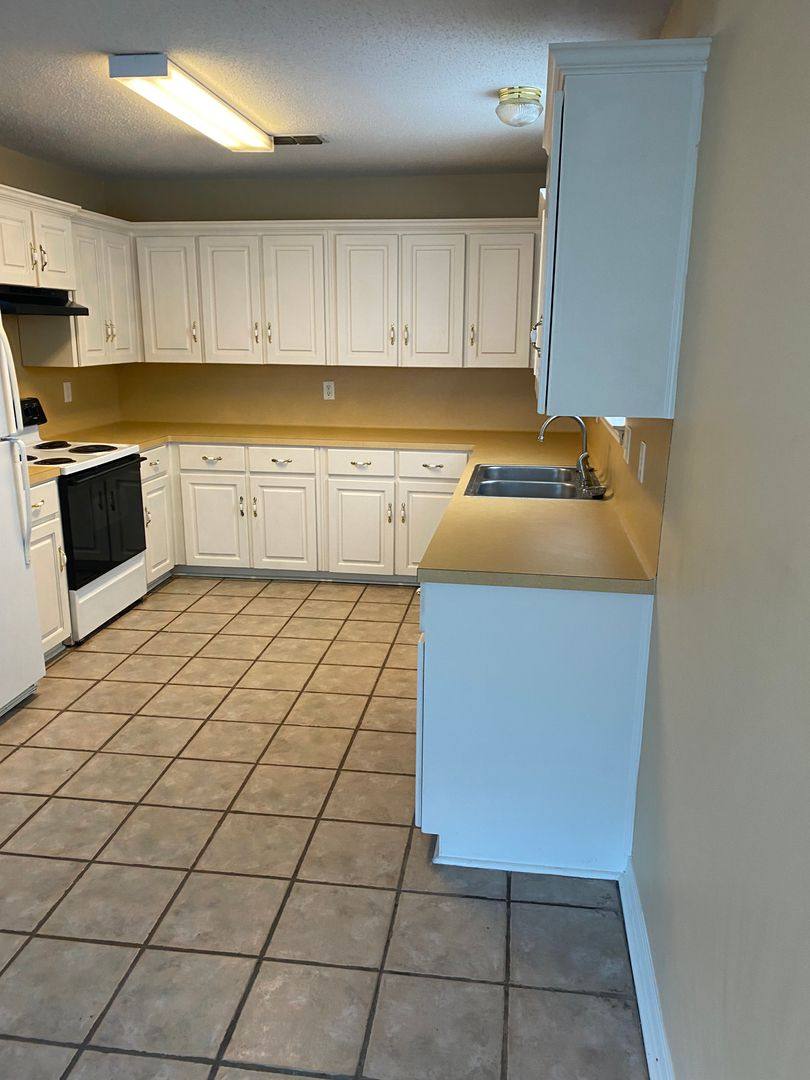 House for rent at 66TIMBERWOOD Dr, Cabot, AR 72023