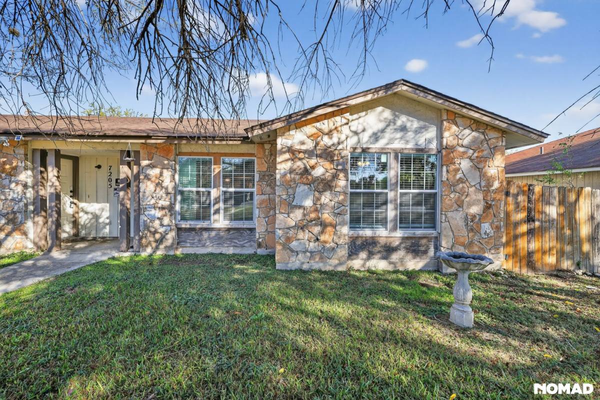 House for rent at 7203 Timbercreek Dr, San Antonio, TX 78227