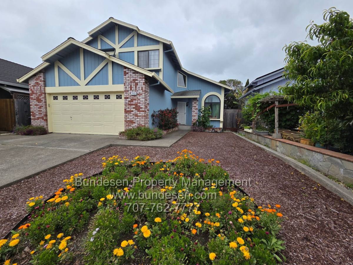 House for rent at 7453 Maximillian Place, Rohnert Park, CA 94928