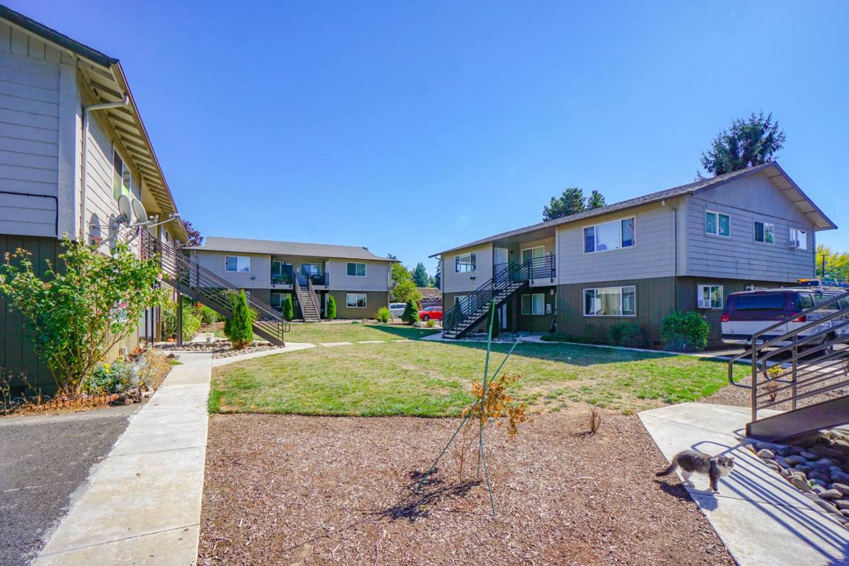 Apartment for rent at 704 N Broadway St, Estacada, OR 97023