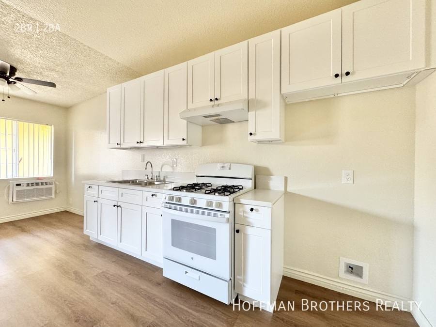 Apartment for rent at 15552 Nordhoff St #105, North Hills, CA 91343
