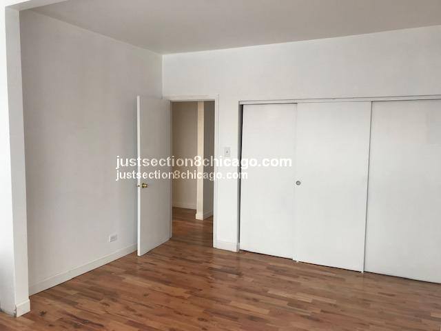 Apartment for rent at 6721 S Blackstone, Chicago, IL 60637