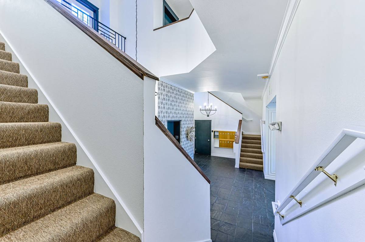 Apartment for rent at 6525 California Ave SW, Seattle, WA 98136