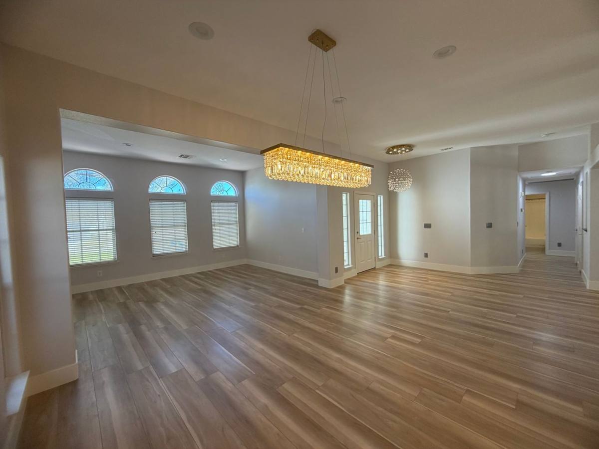 House for rent at 5004 Elm Grove Dr, Las Vegas, NV 89130